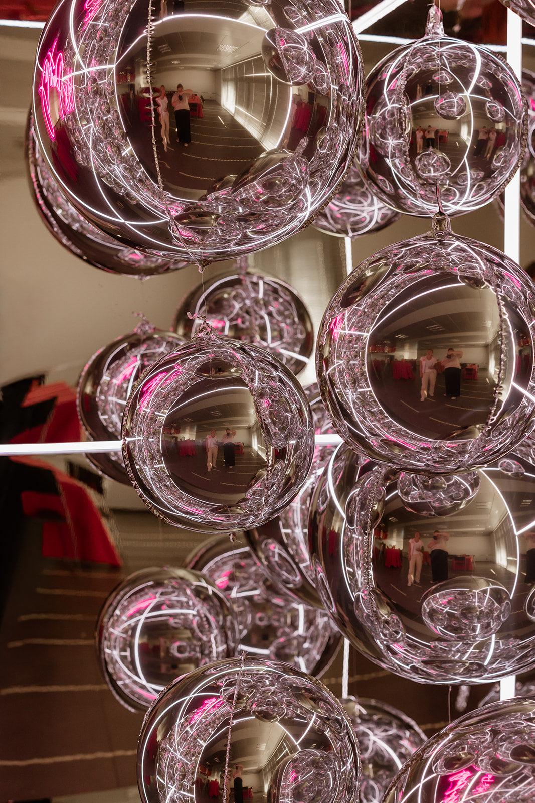 Mirror box